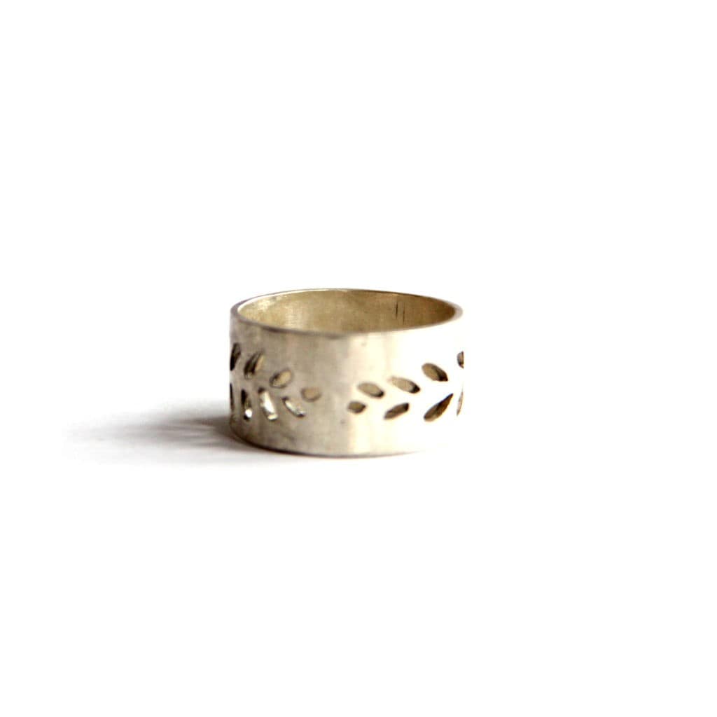 zilveren-ring-opengewerkt-1024x1024