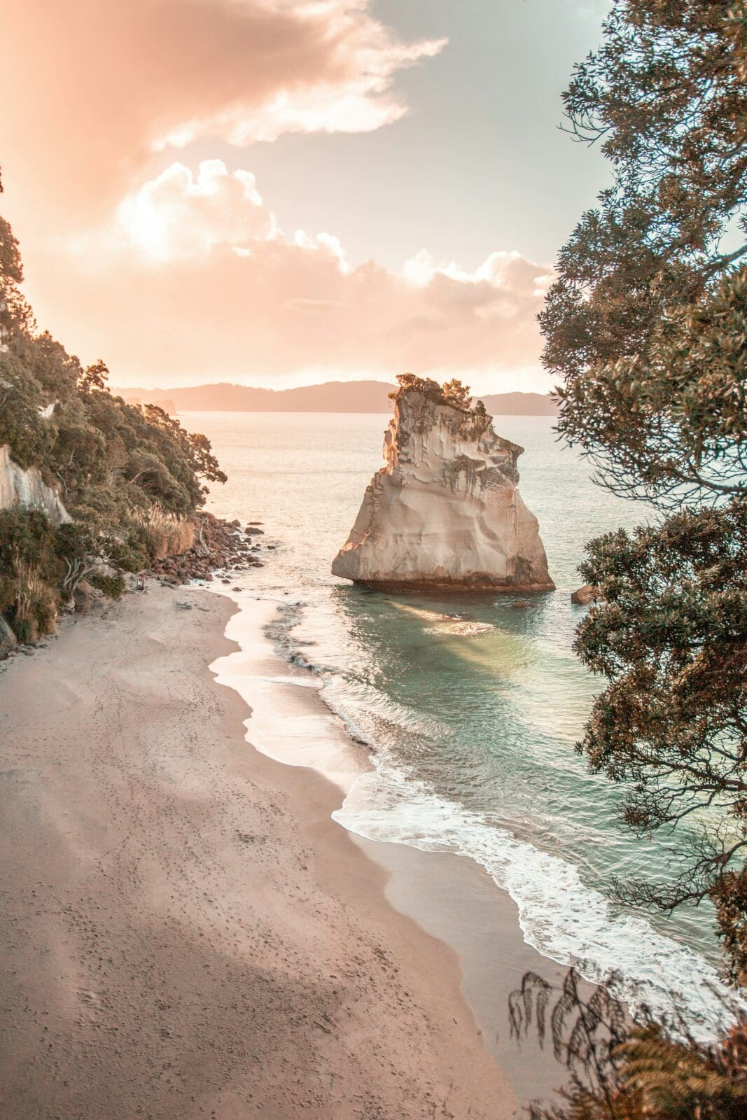 In February, I found myself soaking up the sun and catching waves in the beautiful coastal towns of Tamraght, Taghazout and Imsouane in Morocco. As we surfed and wandered through these magical places, I couldn’t help but get lost in the colors, textures, and the vibes all around me. In February, I found myself soaking up the sun and catching waves in the beautiful coastal towns of Tamraght, Taghazout and Imsouane in Morocco. As we surfed and wandered through these magical places, I couldn’t help but get lost in the colors, textures, and the vibes all around me.